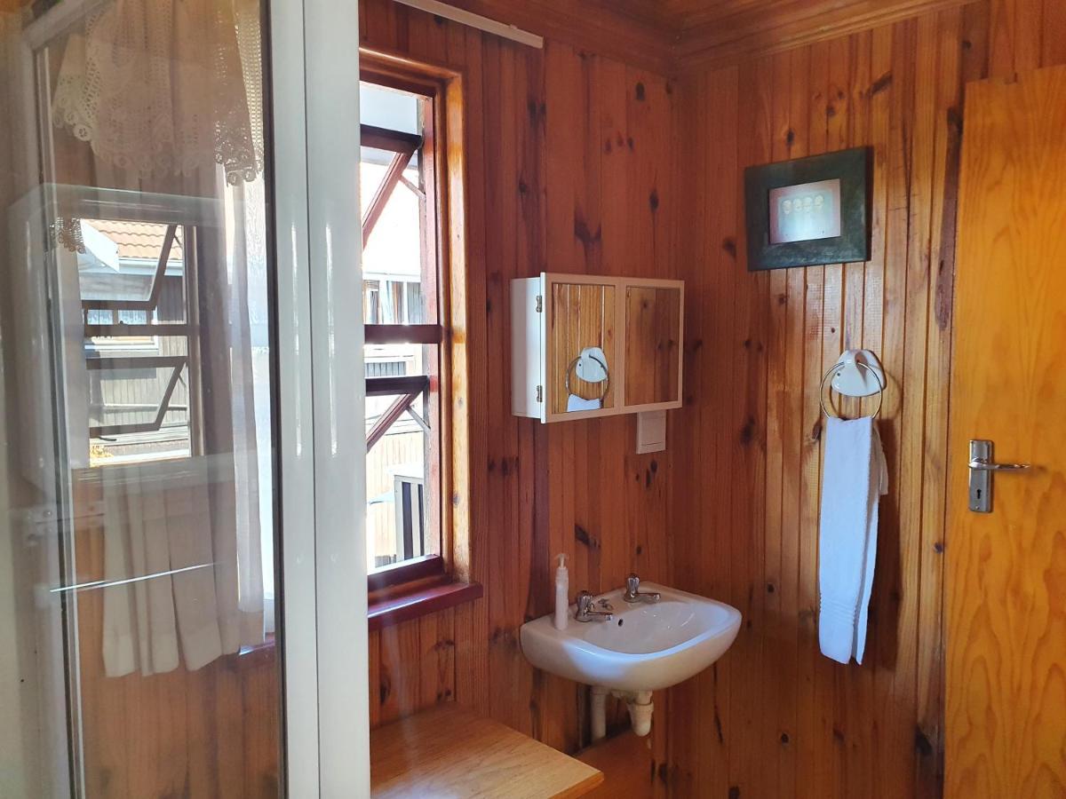 Lakeside Accommodation Knysna Exterior foto